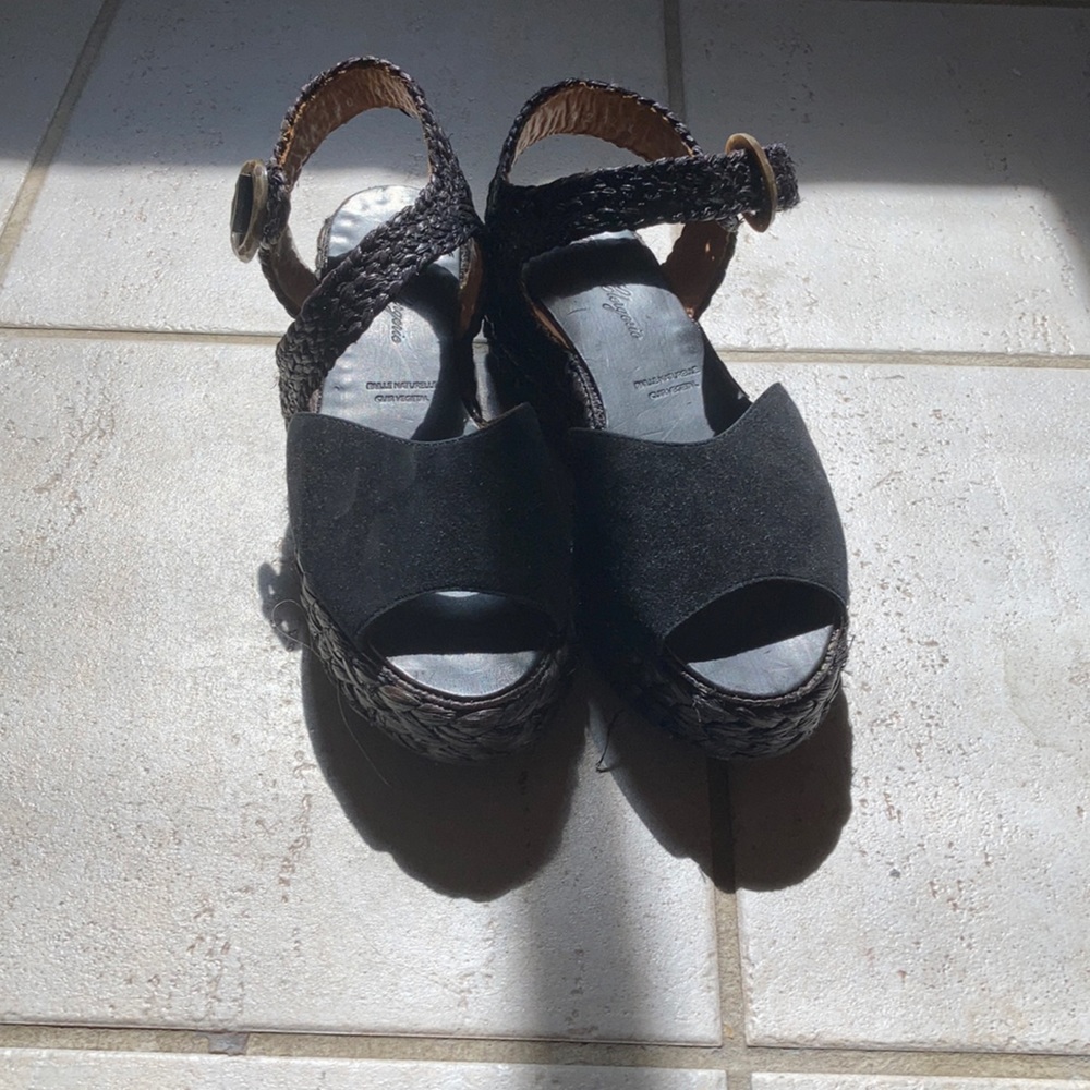 robert clergerie shoes black with straps